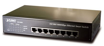 8x10/100/1000 Switch SNMP/Web-smart Kytkimet hallittavat